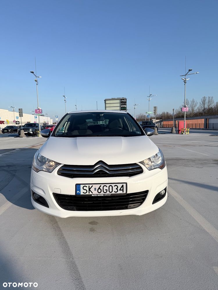 Citroën C4 e-HDi 115 Selection - 9