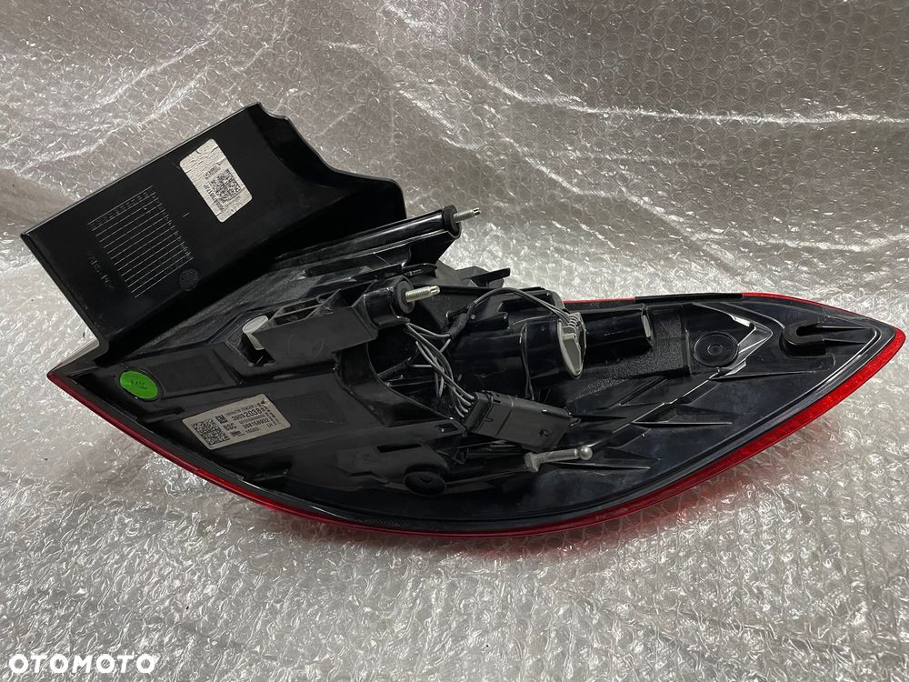 LAMPA TYŁ LEWA LED OPEL ASTRA V K 39032038 - 8
