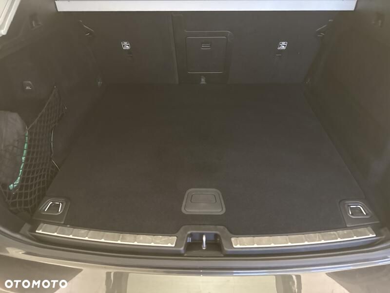 Volvo XC 60 B4 D AWD Inscription - 22