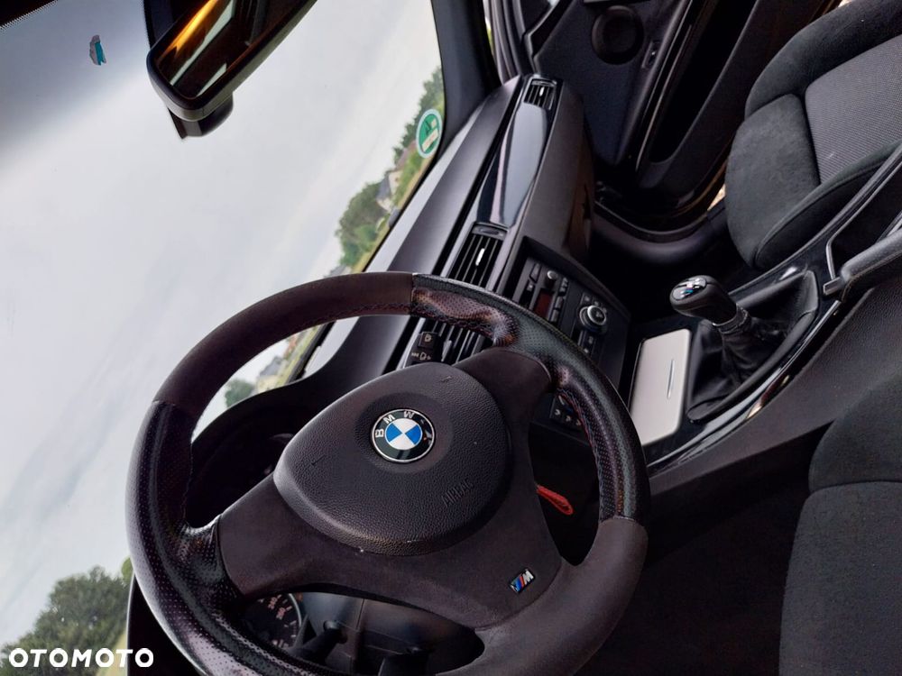 BMW Seria 3 320d - 23