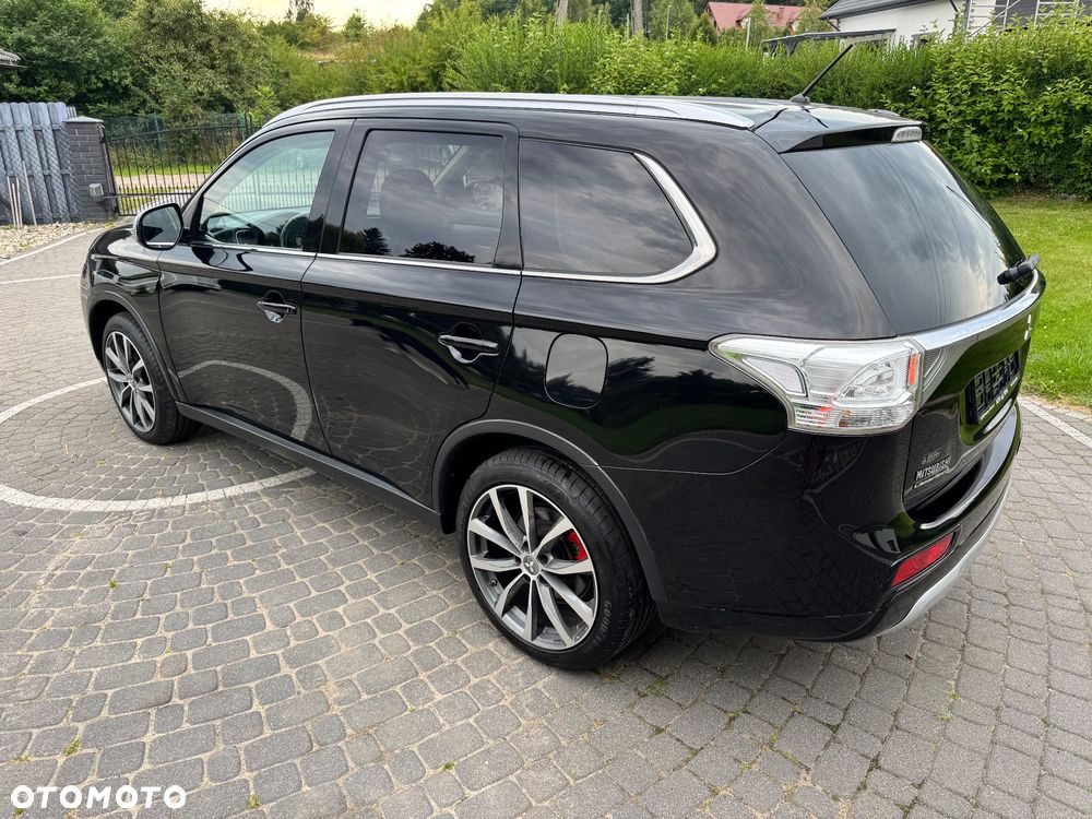 Mitsubishi Outlander 2.2 DI-D 4WD Intense - 4