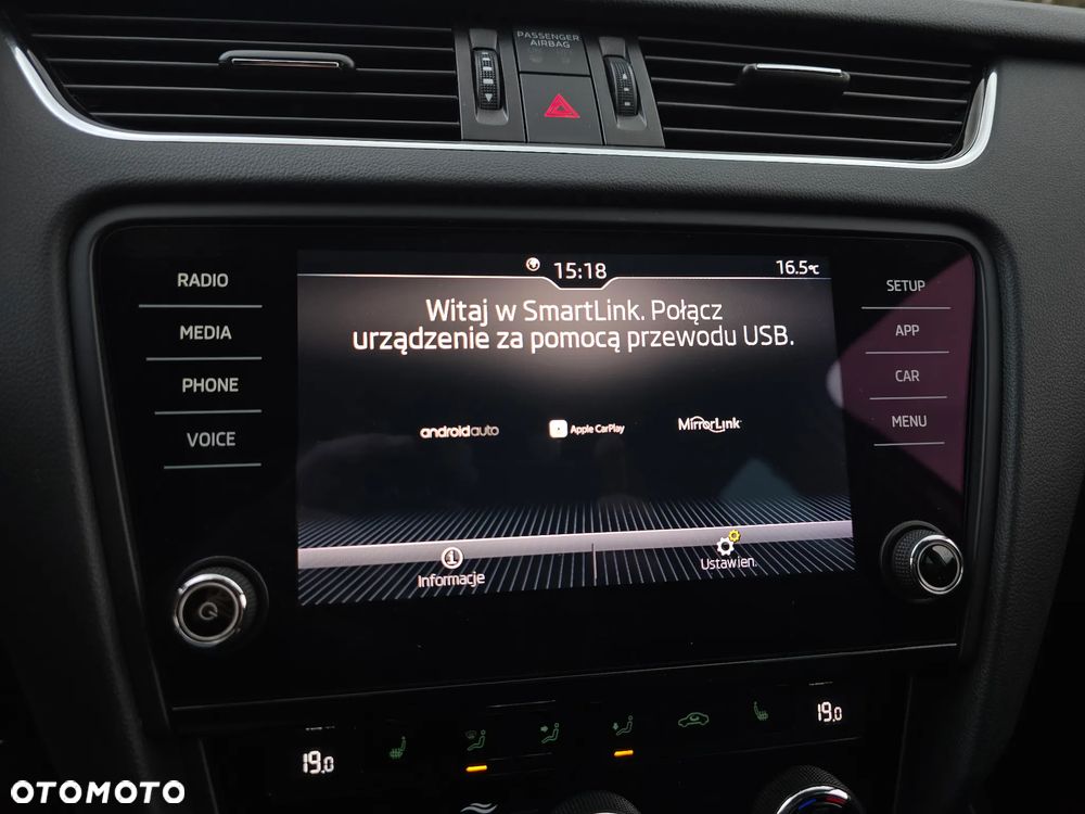 Skoda Octavia Combi 2.0 TDI DSG Clever - 20