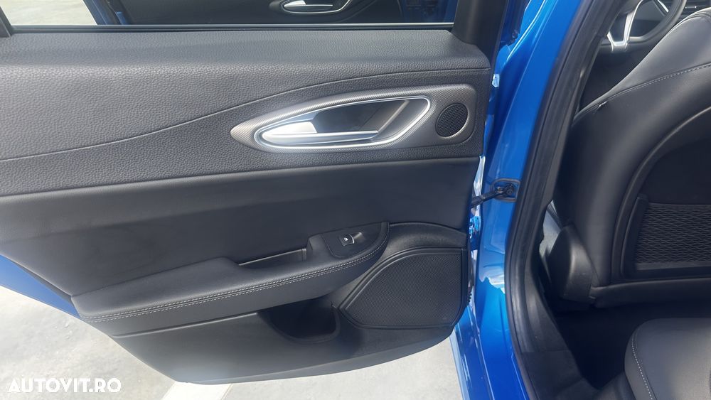 Alfa Romeo Giulia 2.2 AT8 Advanced Efficiency - 14