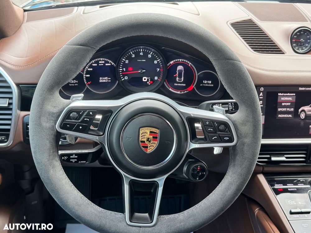 Porsche Cayenne - 7