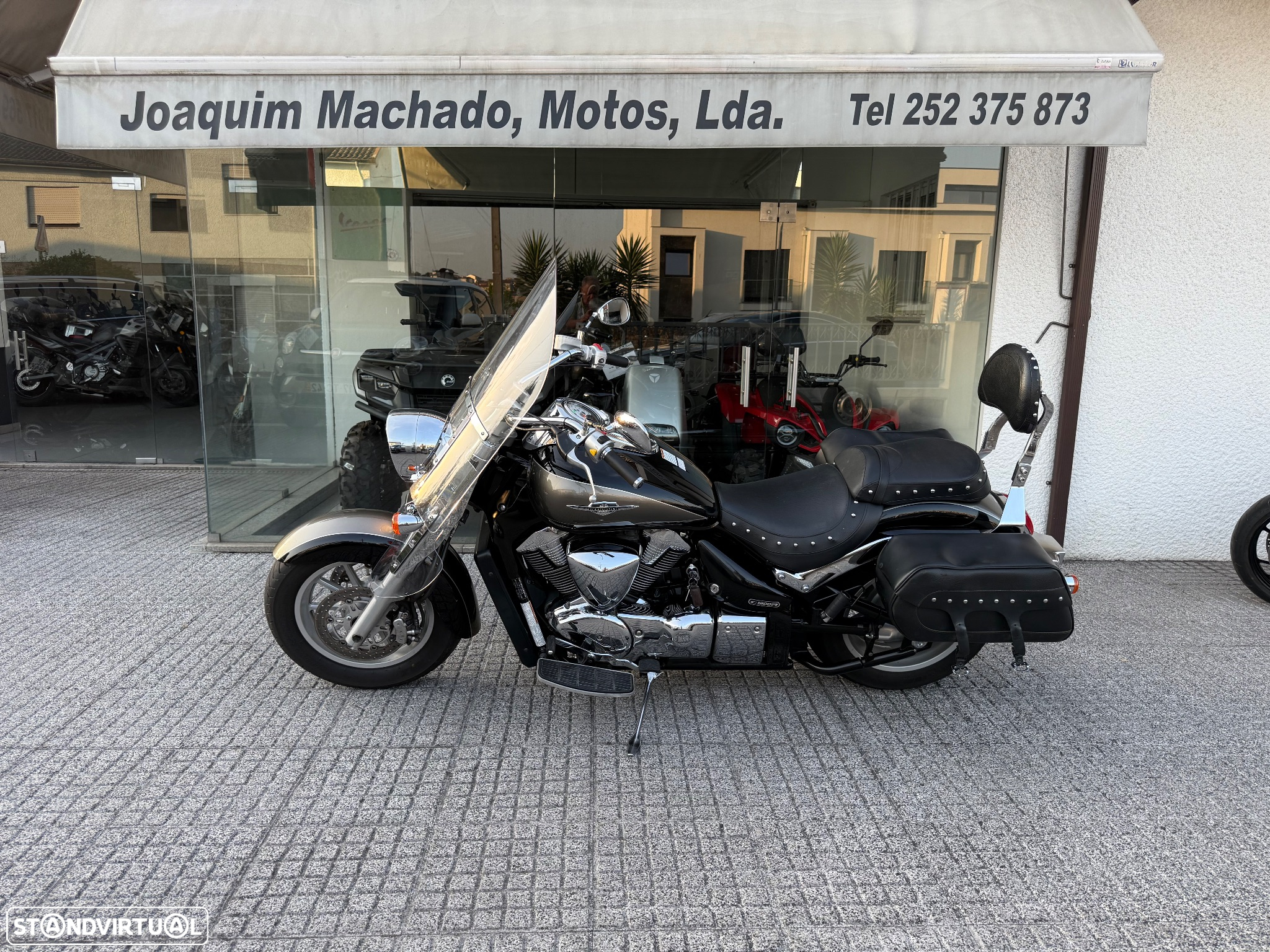 Suzuki VL VLT  1800T - 12