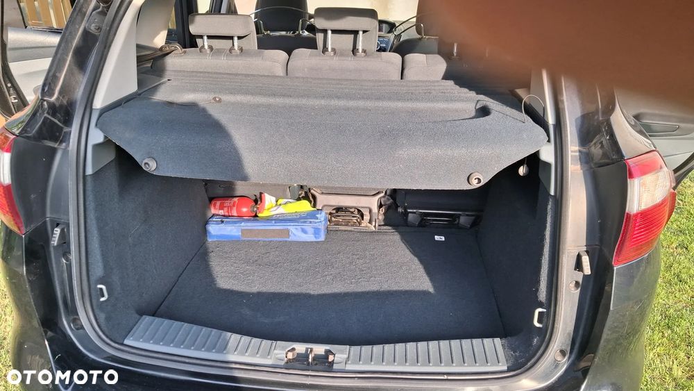 Ford C-MAX 1.6 TDCi Start-Stop-System Titanium - 19