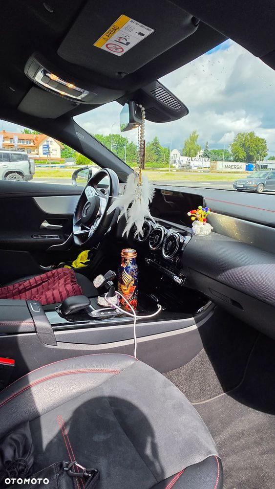 Mercedes-Benz CLA 180 AMG Line 7G-DCT - 7