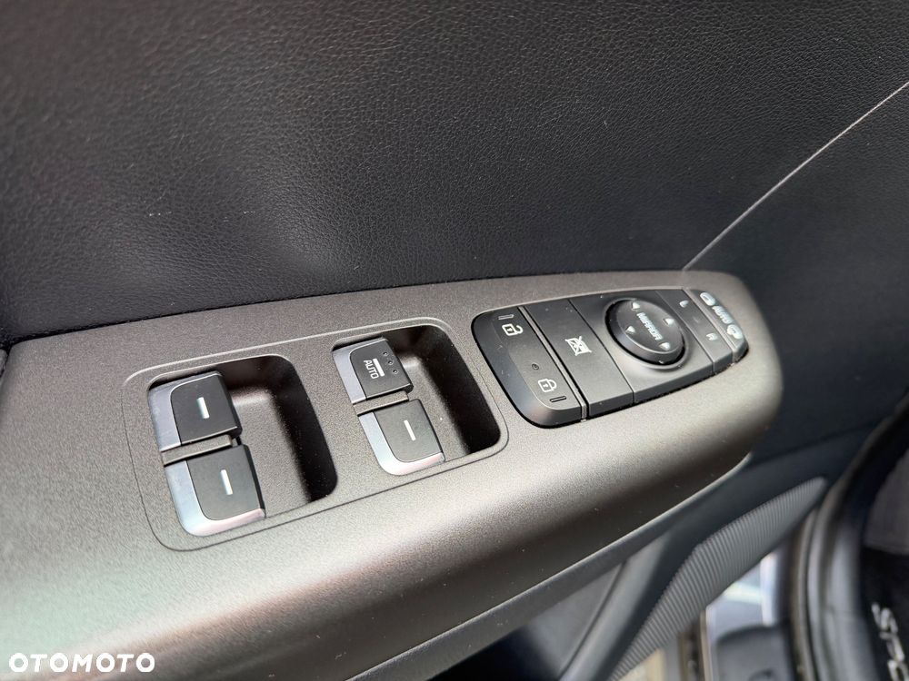 Kia Sportage 1.6 GDI 2WD DREAM-TEAM EDITION - 19