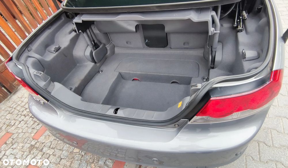 Volvo C70 2.4 - 18