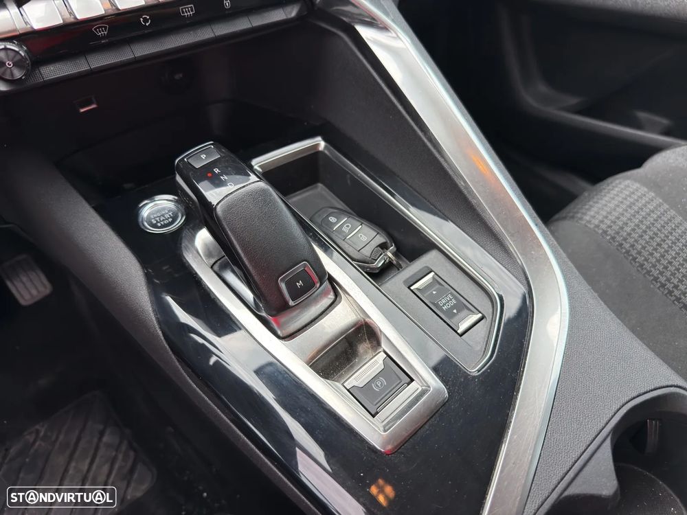 Peugeot 3008 PureTech 130 Stop & Start GPF EAT8 Active Business-Pack - 14