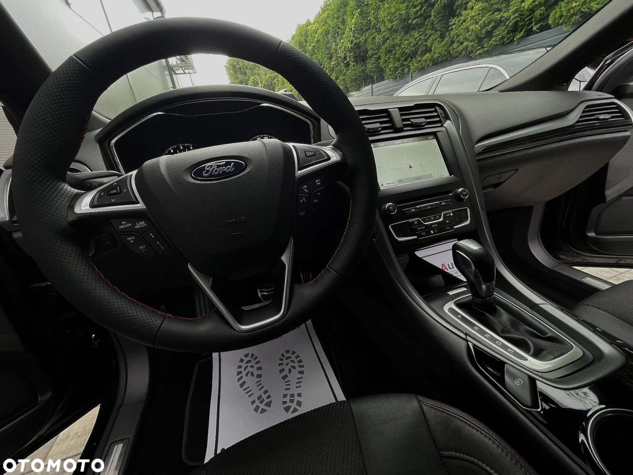 Ford Mondeo 2.0 TDCi ST-Line PowerShift - 31