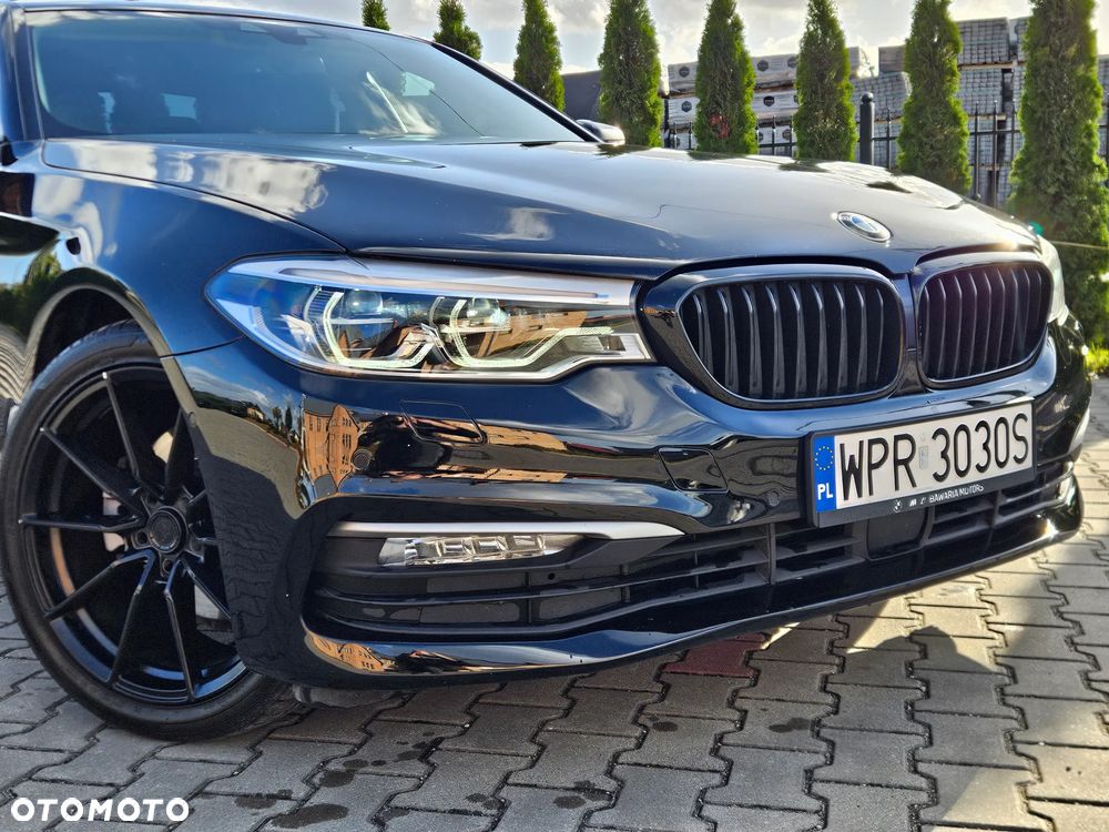 BMW Seria 5 520d xDrive - 36