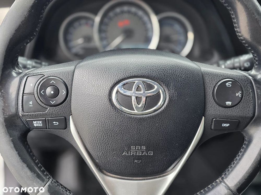 Toyota Auris 2.0 D-4D Prestige - 27