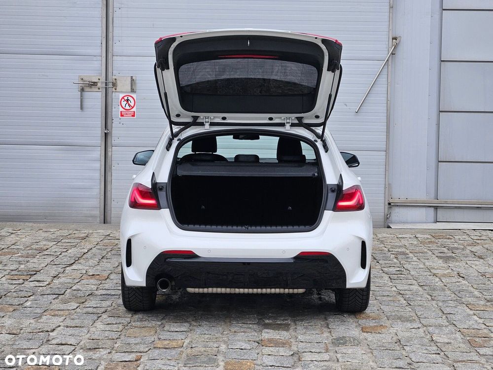BMW Seria 1 - 21
