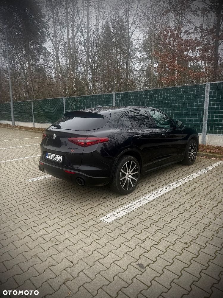 Alfa Romeo Stelvio 2.2 JTDM Executive Q4 - 15