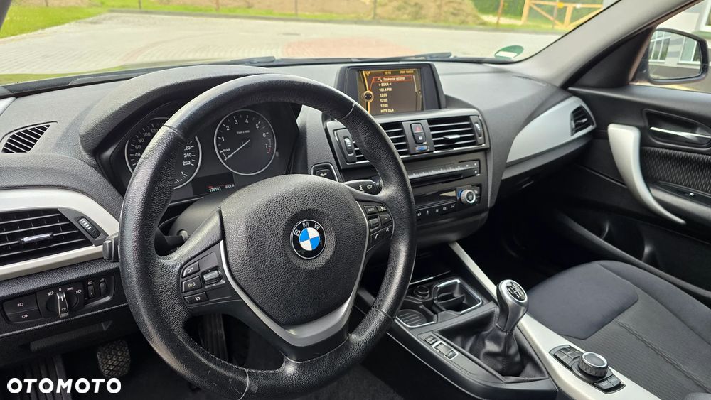 BMW Seria 1 116i Sport Line - 29