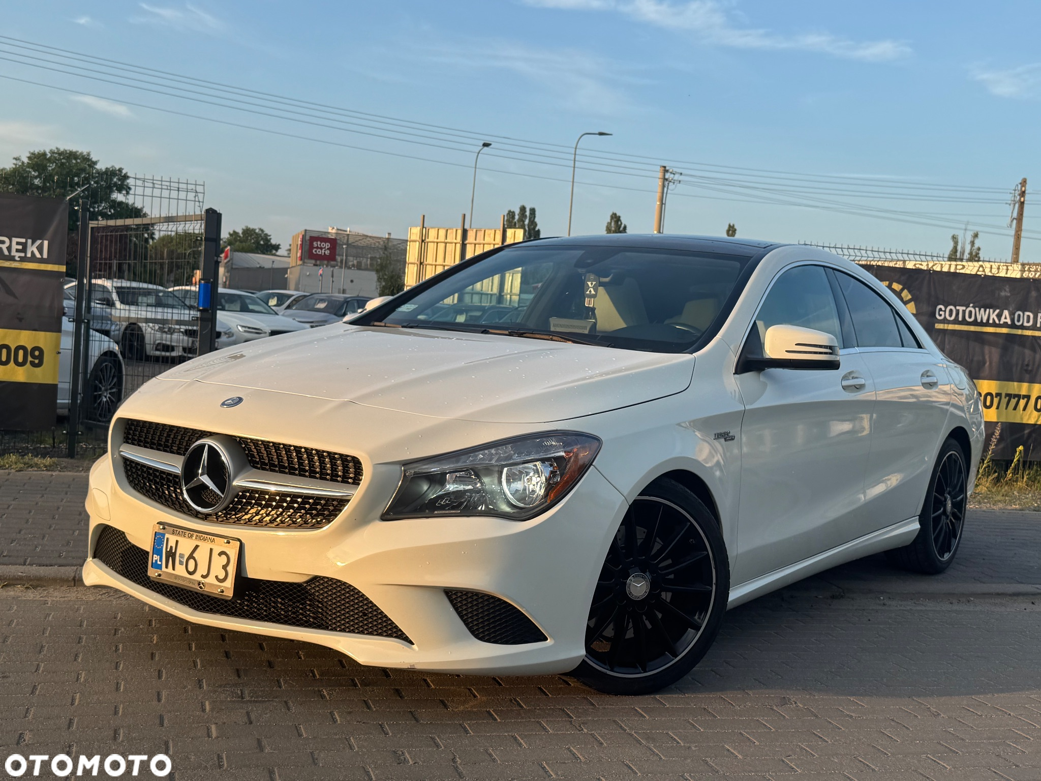 Mercedes-Benz CLA 250 4-Matic AMG Line - 9
