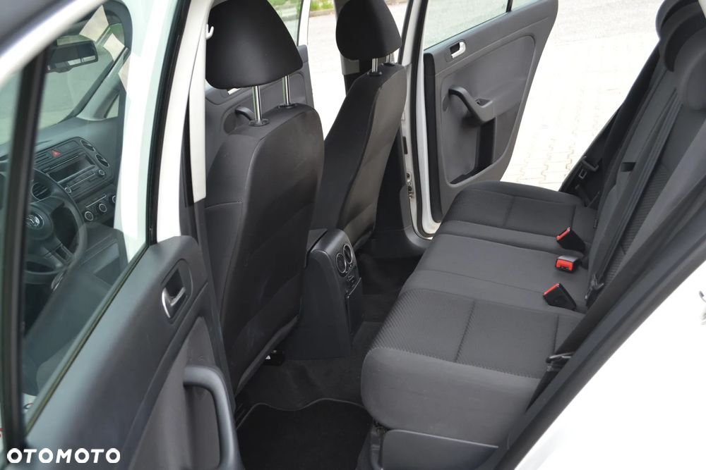 Volkswagen Golf Plus - 12