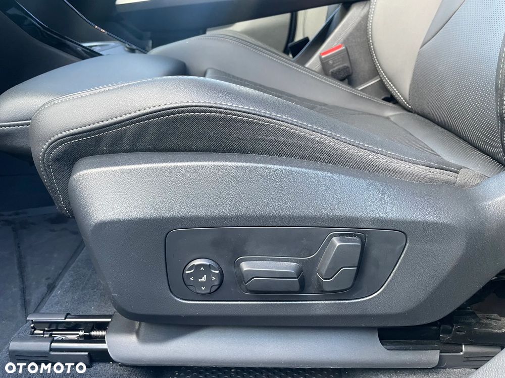 BMW X2 - 16