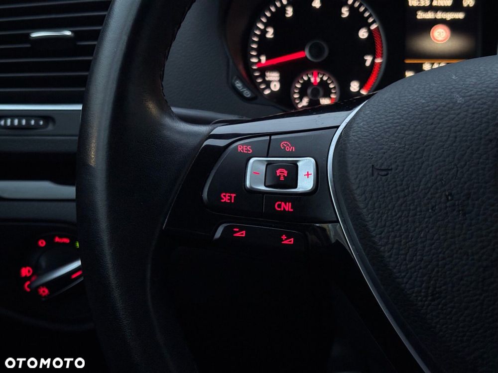 Volkswagen Sharan 1.4 TSI BMT Highline DSG - 25