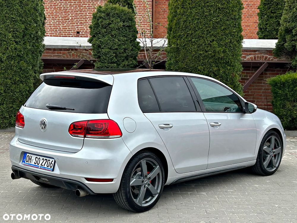 Volkswagen Golf - 14