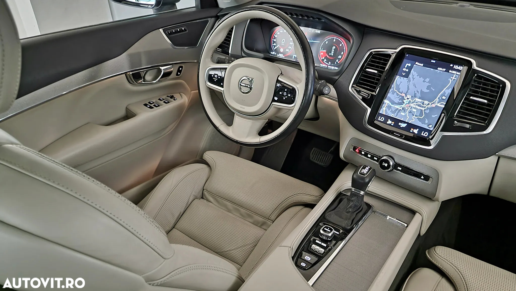 Volvo XC 90 D5 AWD Geartronic Inscription - 32
