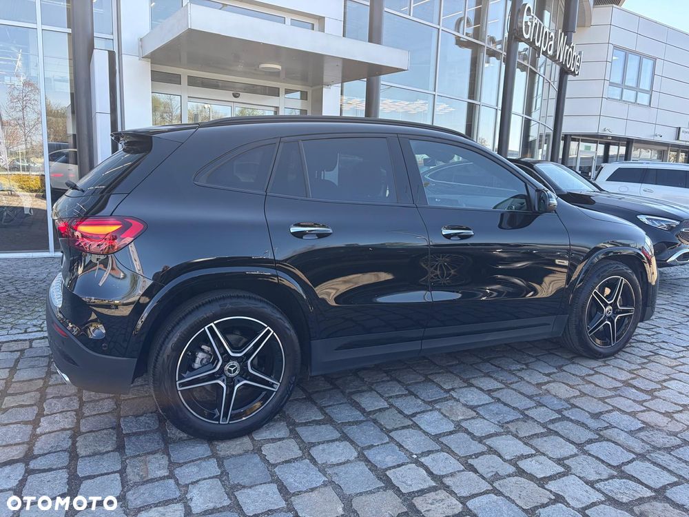 Mercedes-Benz GLA 200 mHEV AMG Line 7G-DCT - 8
