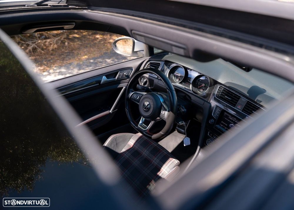 VW Golf 2.0 TSi GTi DSG Performance - 22