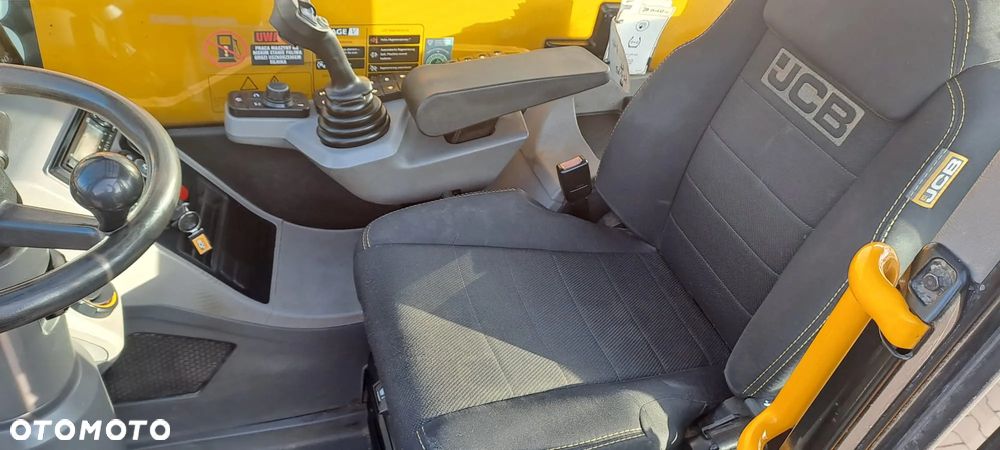 JCB 542-70 Agri Xtra - 2