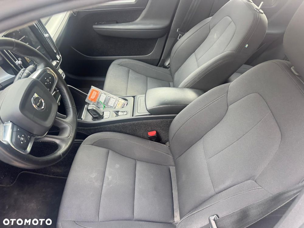 Volvo XC 40 D3 Momentum Pro - 16