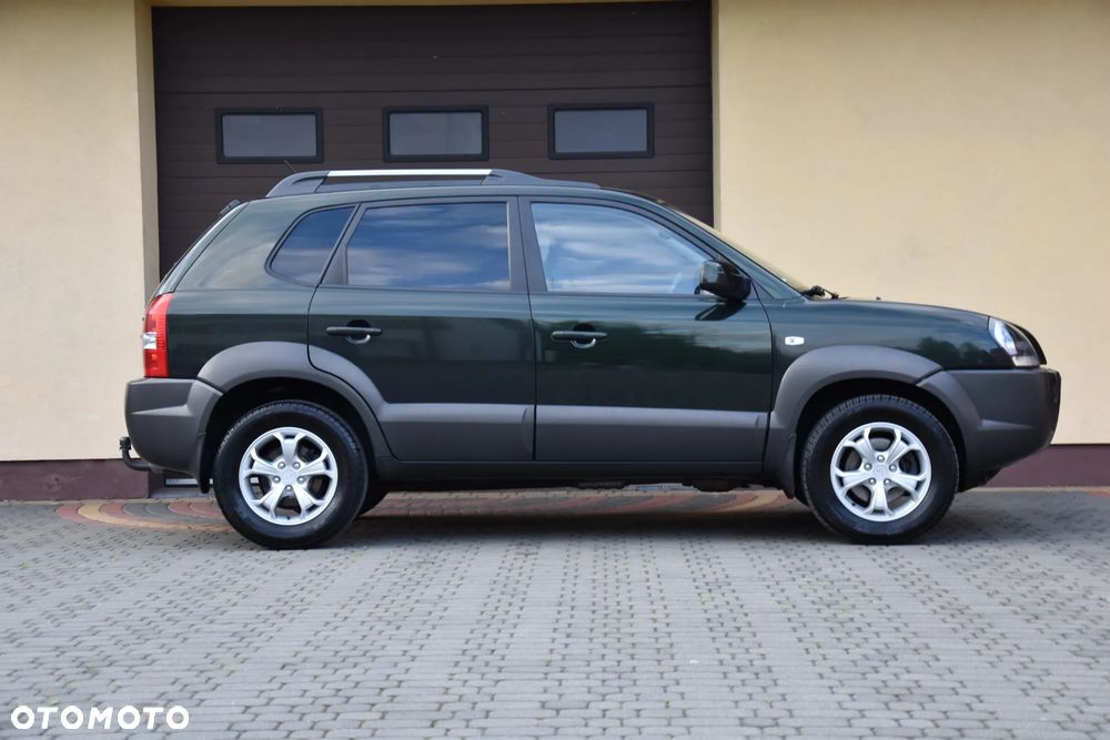 Hyundai Tucson 2.0 4WD GLS - 11