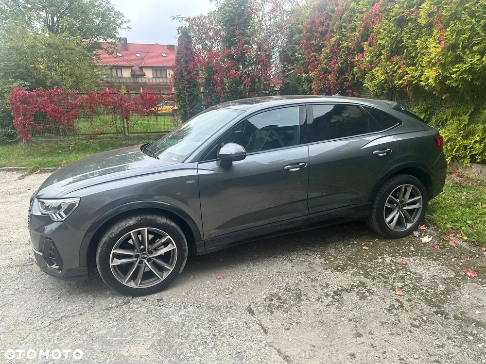 Audi Q3 2022 photo 3