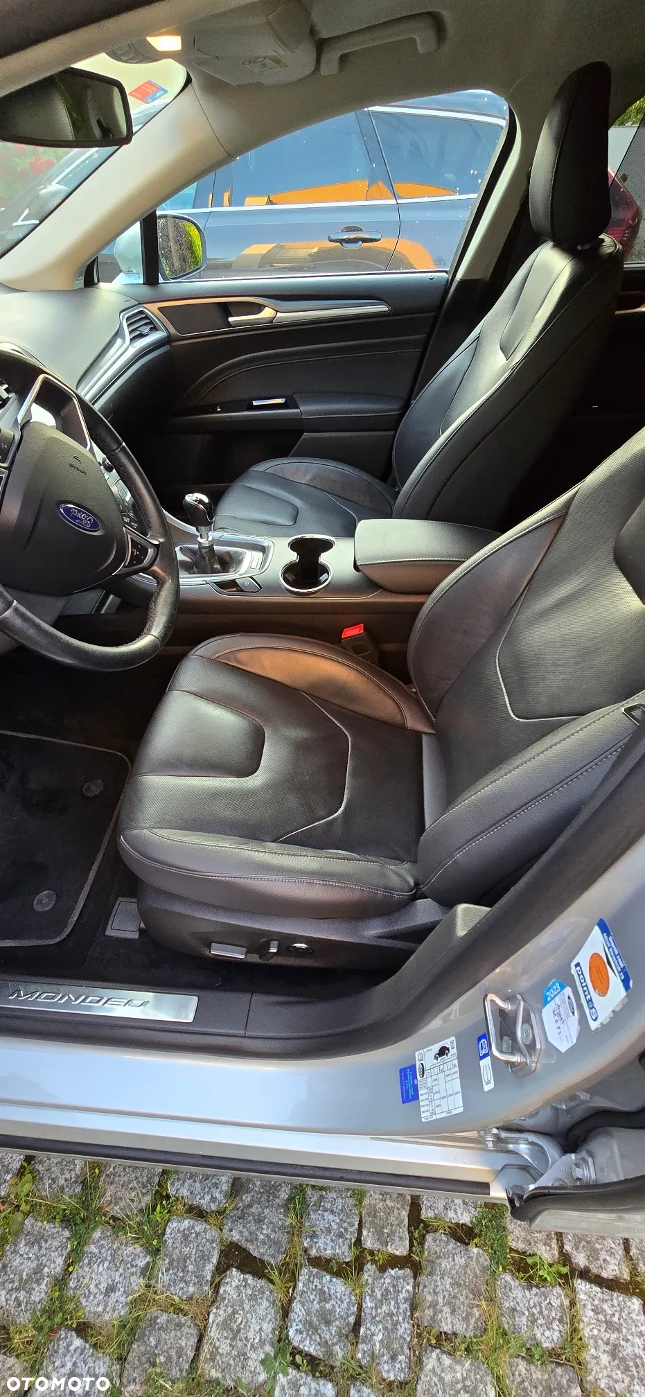 Ford Mondeo - 12