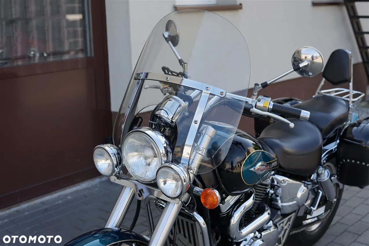 Suzuki VZ - 28