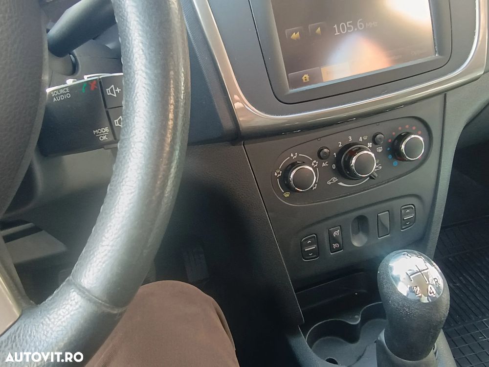 Dacia Sandero Stepway - 8