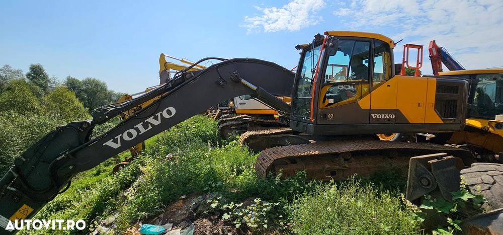 Excavator pe șenile Volvo EC 220 - 1