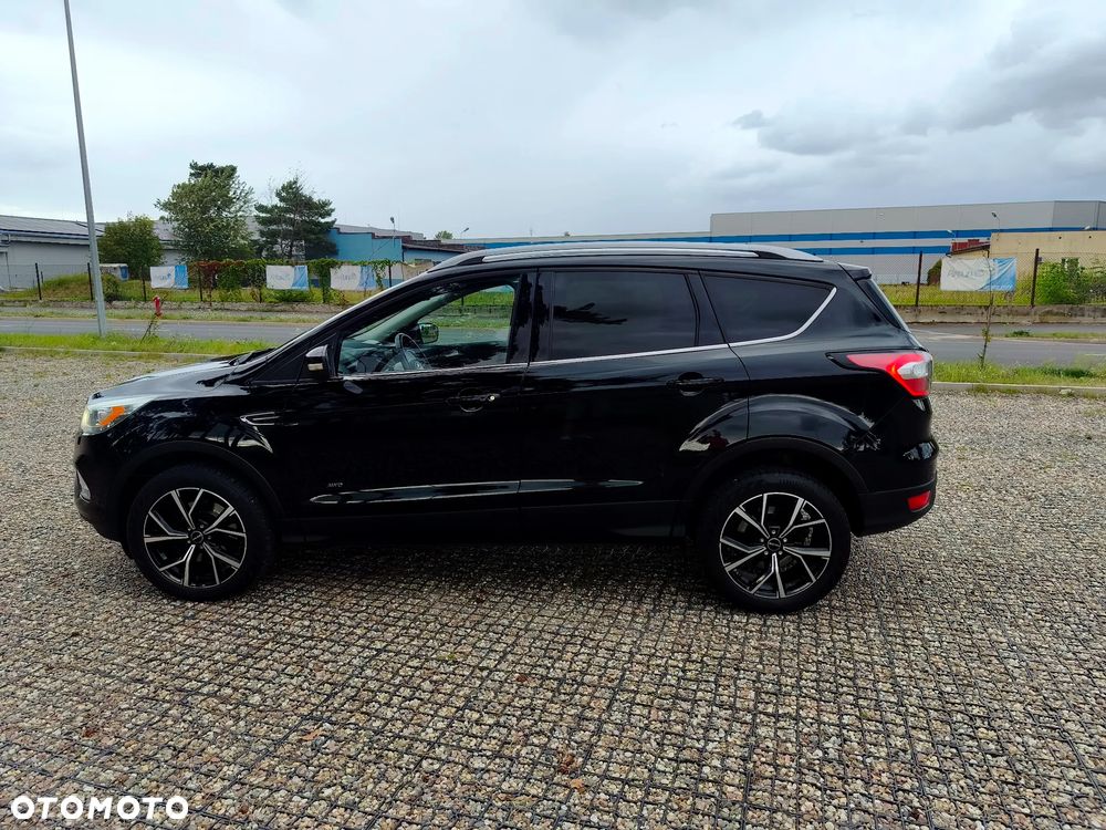 Ford Kuga 2.0 TDCi 4WD Titanium Plus - 37