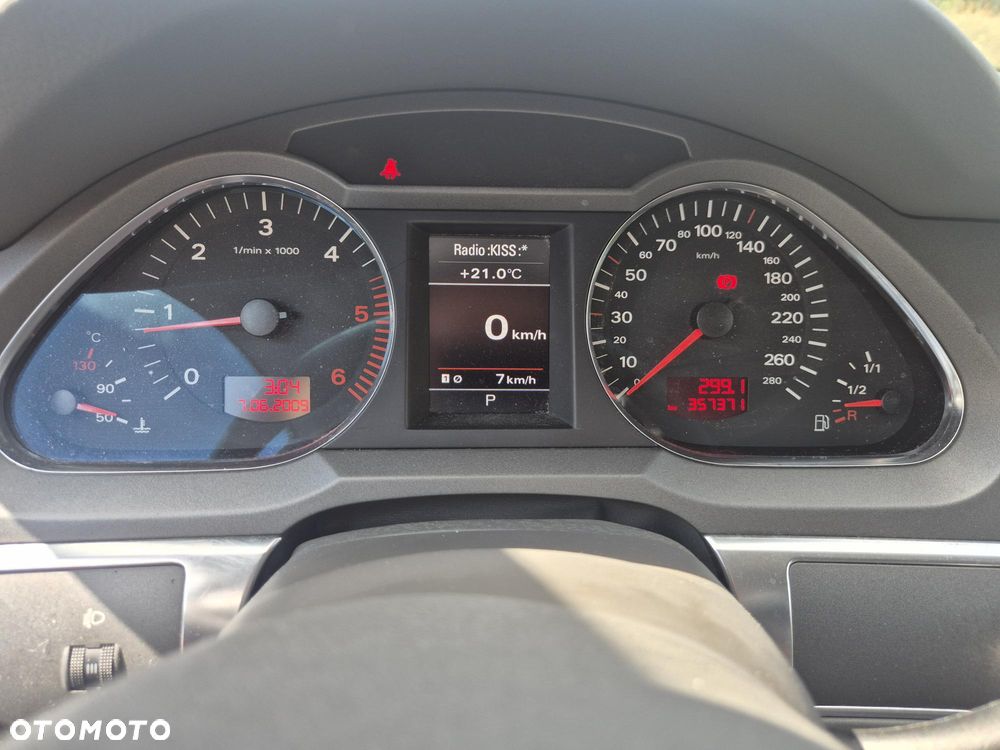 Audi A6 Avant - 13