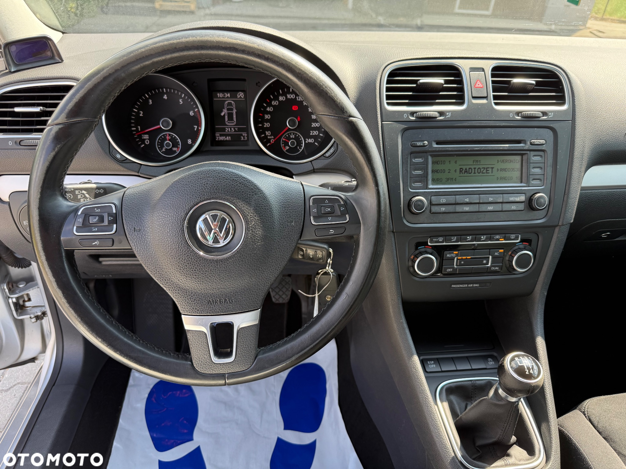 Volkswagen Golf 1.2 TSI BlueMotion Technology Comfortline - 25