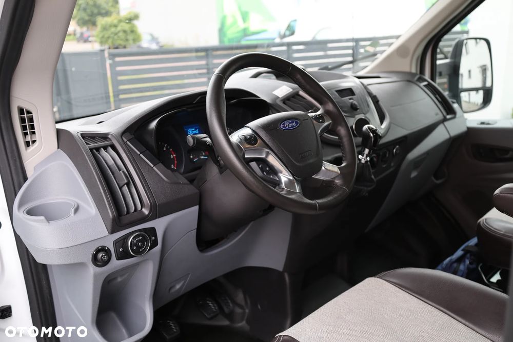 Ford Chausson Flash C714GA - 16