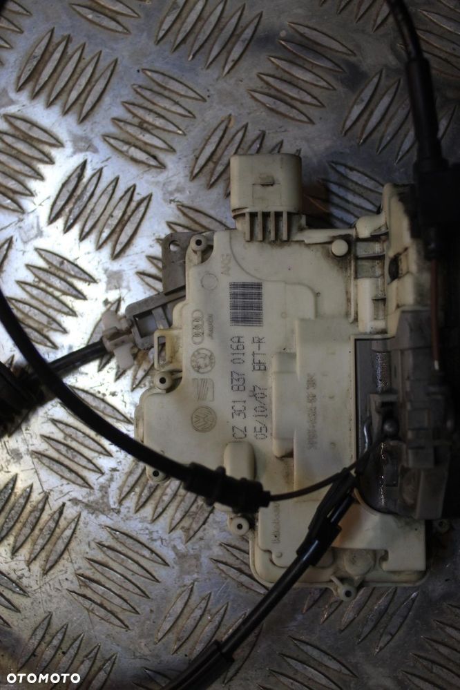 ZAMEK DRZWI PRAWY PRZÓD 7 PIN VW PASSAT B6 3C1837016A - 5