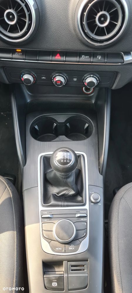 Audi A3 Sportback 1.2 TFSI Ambition - 27