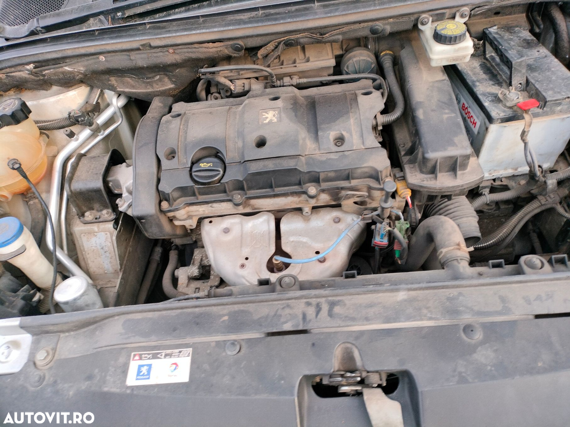 Dezmembrari  Peugeot 307  2000  > 0000 1.6 16V Benzina - 3