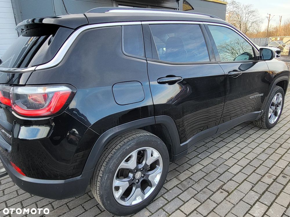 Jeep Compass 1.4 TMair Limited 4WD S&S - 32