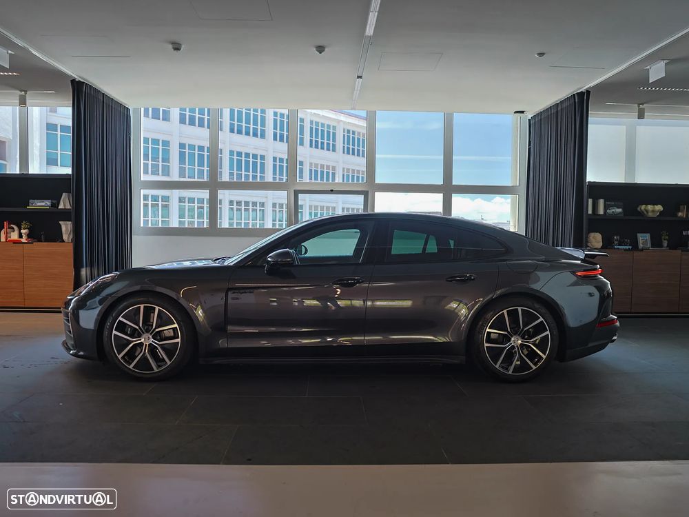 Porsche Panamera 4 E-Hybrid - 8