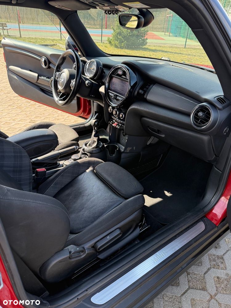 MINI Cooper D Metropolitan - 18