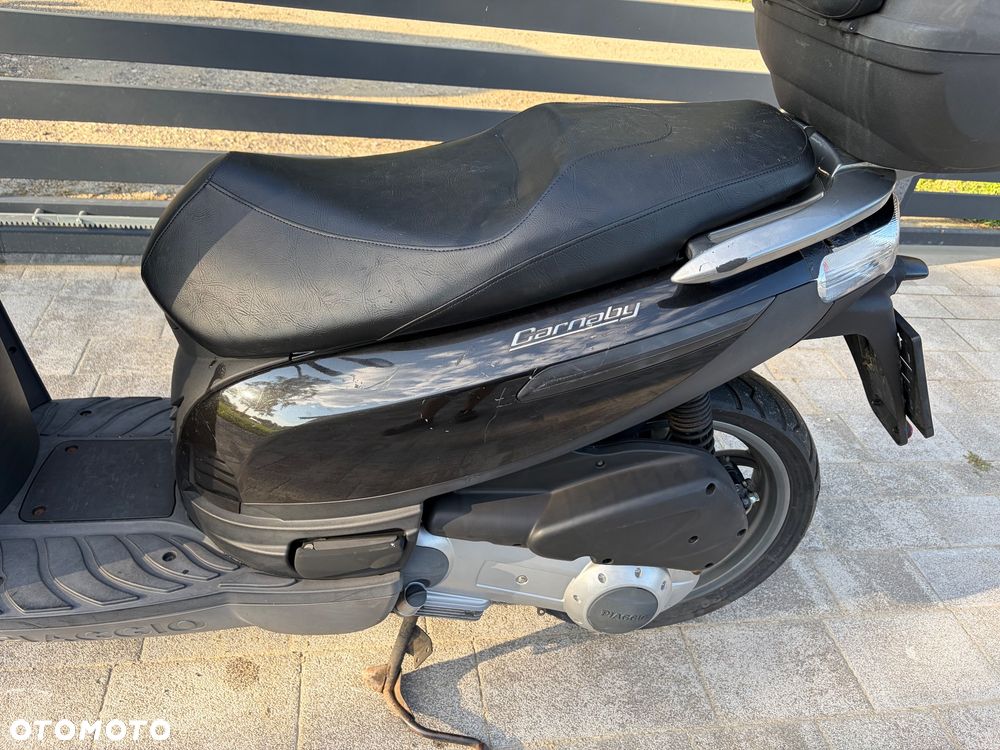 Piaggio Carnaby - 11