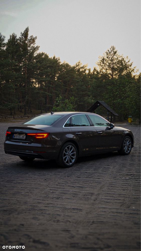 Audi A4 Limousine - 3