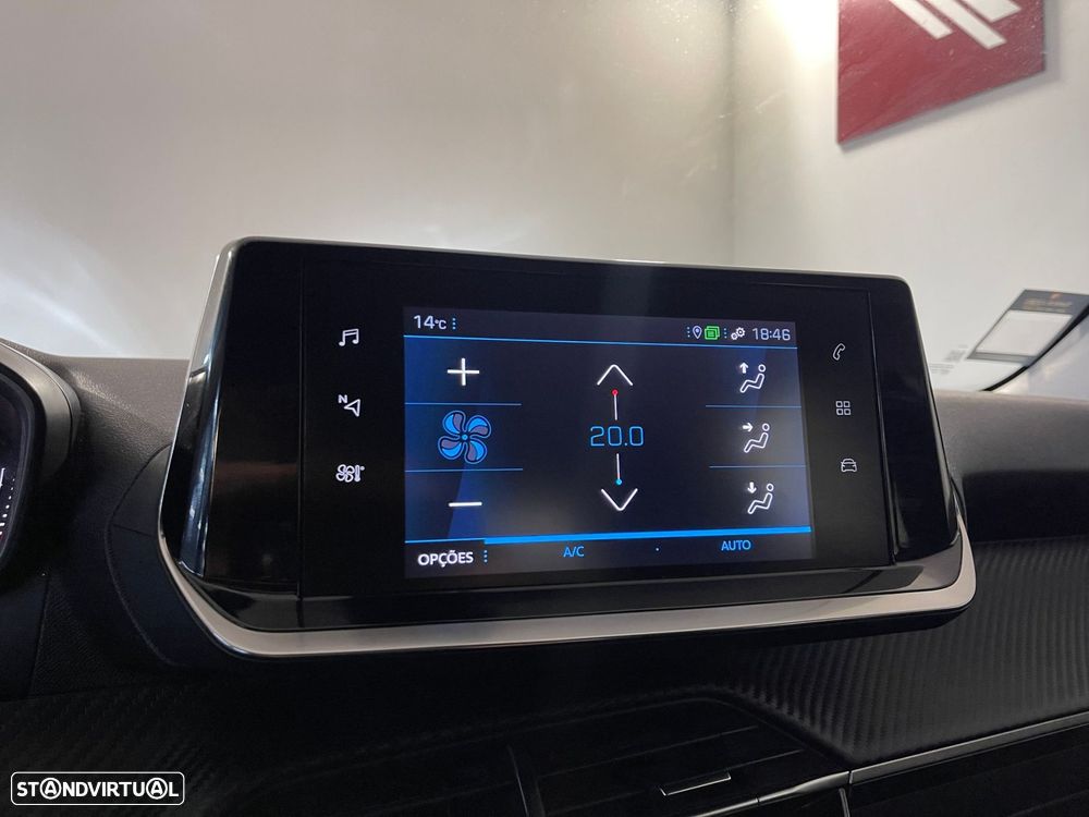 Peugeot 2008 1.2 PureTech Active - 18