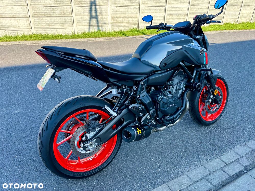 Yamaha MT - 7